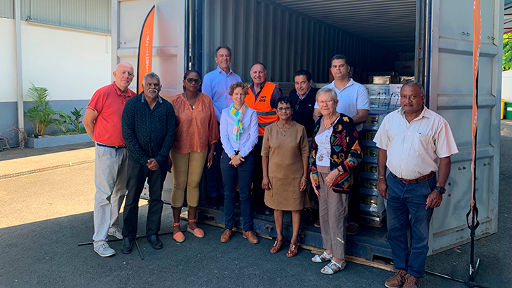 Reception du premier conteneur de denrées alimentaires par La Banque Alimentaire et GBH à la Réunion
