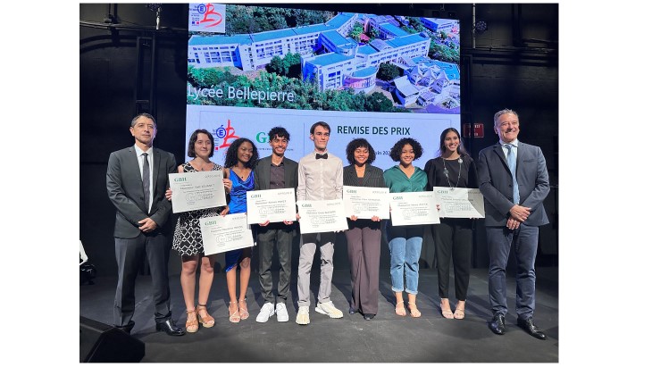 GBH, en partenariat avec le Lycée Bellepierre remet une bourse à 8 étudiants pour financer leur stage en Afrique du Sud